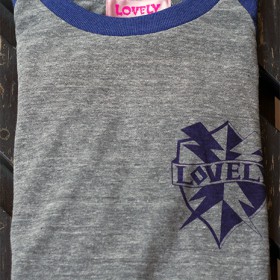 LOVELY CREST 3/4 SLEEVE T-SHIRTS