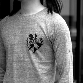 LOVELY CREST 3/4 SLEEVE T-SHIRTS