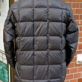 LIGHT WEIGHT DOWN JACKET