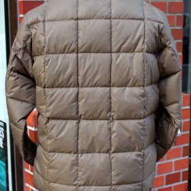 LIGHT WEIGHT DOWN JACKET