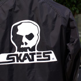 SKULL SKATES LOGO COACH JACKET