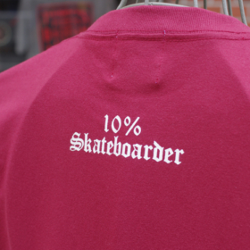 10% SKATEBOADER S/S TEE